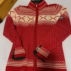 Dale of Norway womens full zip sweater.